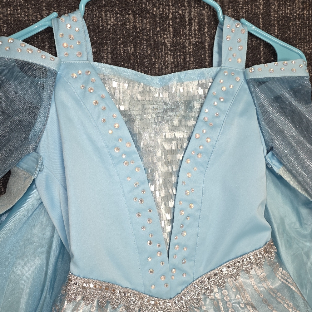 Disney ELSA Frozen Dress Costume, Lights Up, NWT - Girls Size 8 - Picture 6 of 12